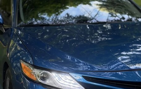 Toyota Camry, 2018 год, 2 290 000 рублей, 10 фотография