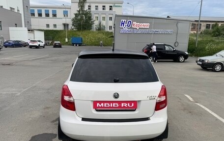 Skoda Fabia II, 2011 год, 440 000 рублей, 5 фотография