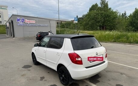 Skoda Fabia II, 2011 год, 440 000 рублей, 4 фотография