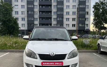 Skoda Fabia II, 2011 год, 440 000 рублей, 2 фотография