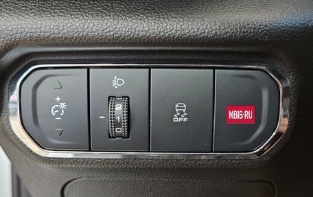 Haval Jolion, 2023 год, 1 900 000 рублей, 18 фотография