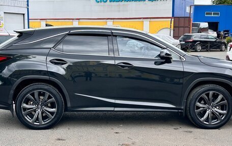 Lexus RX IV рестайлинг, 2019 год, 3 590 000 рублей, 7 фотография