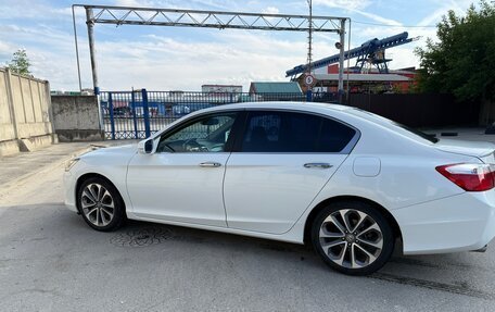 Honda Accord IX рестайлинг, 2013 год, 1 400 000 рублей, 6 фотография