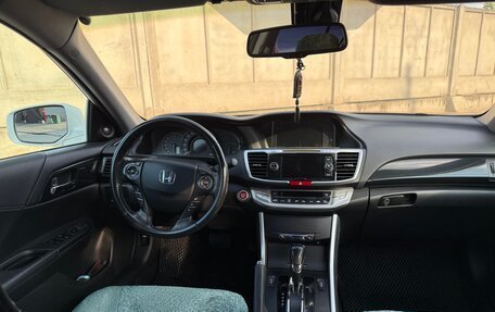 Honda Accord IX рестайлинг, 2013 год, 1 400 000 рублей, 12 фотография