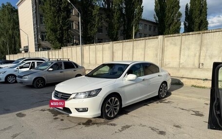Honda Accord IX рестайлинг, 2013 год, 1 400 000 рублей, 3 фотография