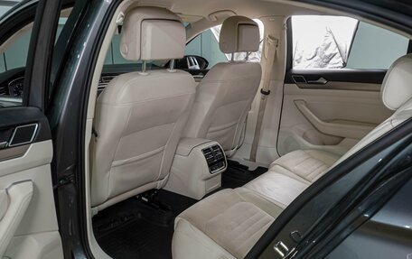 Volkswagen Passat B8 рестайлинг, 2017 год, 2 349 000 рублей, 11 фотография