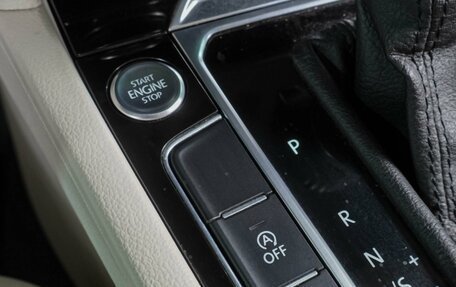 Volkswagen Passat B8 рестайлинг, 2017 год, 2 349 000 рублей, 19 фотография