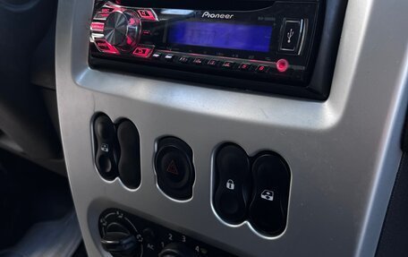 Renault Sandero I, 2013 год, 750 000 рублей, 28 фотография