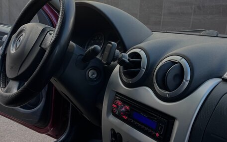 Renault Sandero I, 2013 год, 750 000 рублей, 27 фотография