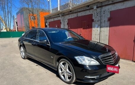 Mercedes-Benz S-Класс, 2010 год, 2 500 000 рублей, 5 фотография