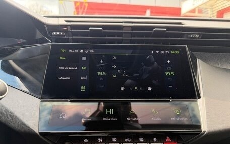 Peugeot 308, 2022 год, 2 188 000 рублей, 16 фотография