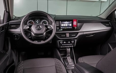 Skoda Rapid II, 2022 год, 1 649 000 рублей, 6 фотография