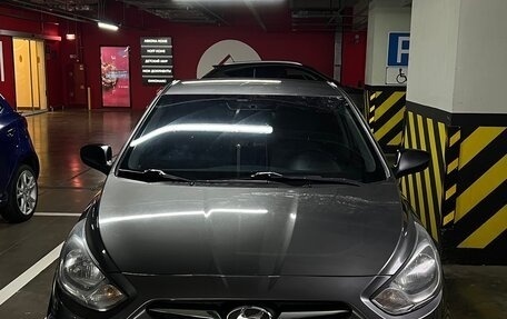 Hyundai Solaris II рестайлинг, 2014 год, 850 000 рублей, 1 фотография