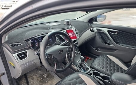 Hyundai Elantra V, 2015 год, 900 000 рублей, 1 фотография