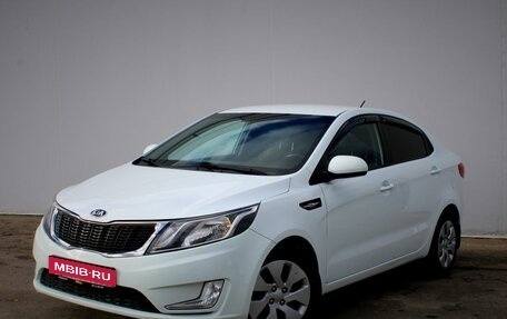 KIA Rio III рестайлинг, 2014 год, 1 055 000 рублей, 1 фотография