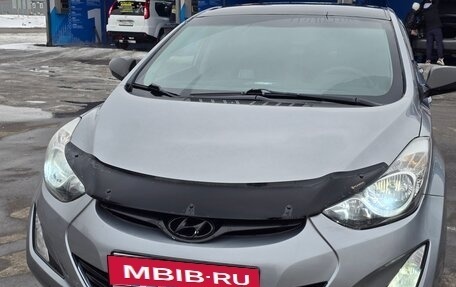 Hyundai Elantra V, 2015 год, 900 000 рублей, 7 фотография