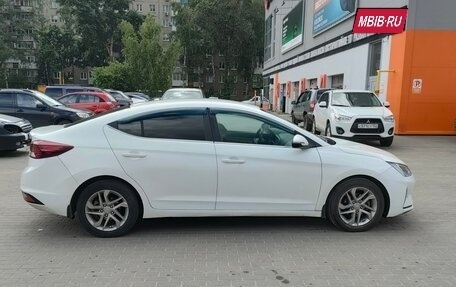 Hyundai Elantra VI рестайлинг, 2019 год, 1 600 000 рублей, 4 фотография