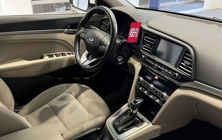 Hyundai Elantra VI рестайлинг, 2019 год, 1 600 000 рублей, 7 фотография
