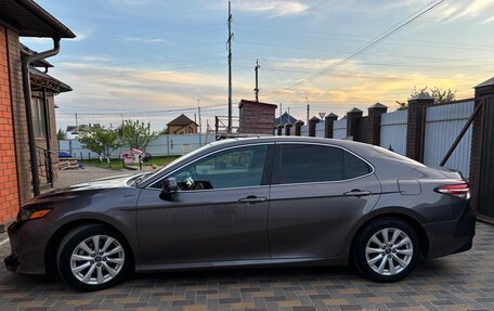 Toyota Camry, 2018 год, 2 750 000 рублей, 5 фотография