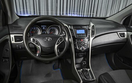 Hyundai i30 II рестайлинг, 2015 год, 920 000 рублей, 6 фотография
