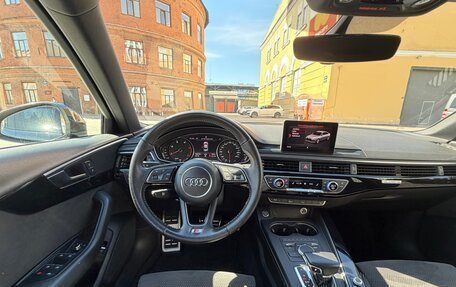 Audi A4, 2017 год, 2 700 000 рублей, 9 фотография