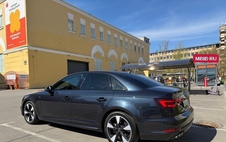 Audi A4, 2017 год, 2 700 000 рублей, 3 фотография