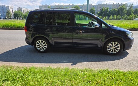 Volkswagen Touran III, 2013 год, 928 000 рублей, 7 фотография