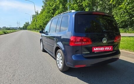 Volkswagen Touran III, 2013 год, 928 000 рублей, 13 фотография
