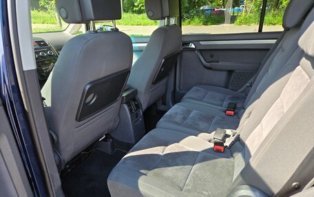 Volkswagen Touran III, 2013 год, 928 000 рублей, 15 фотография