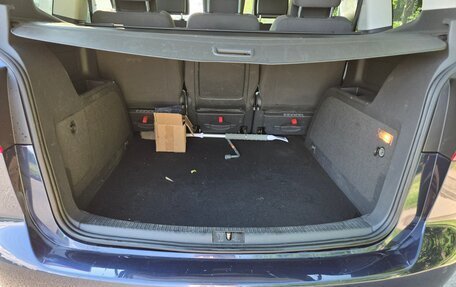 Volkswagen Touran III, 2013 год, 928 000 рублей, 16 фотография