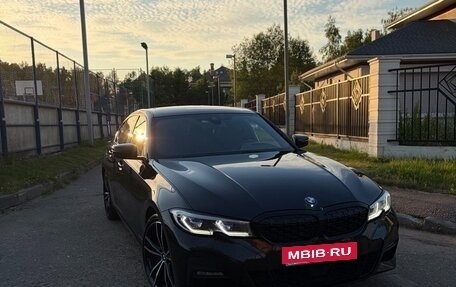 BMW 3 серия, 2019 год, 4 080 000 рублей, 16 фотография