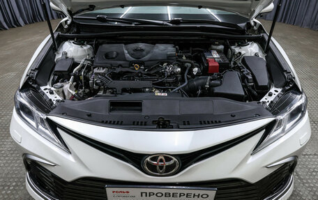 Toyota Camry, 2022 год, 3 227 000 рублей, 10 фотография