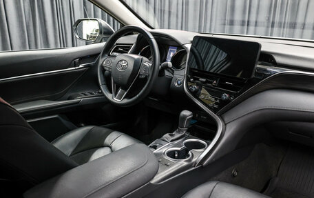 Toyota Camry, 2022 год, 3 227 000 рублей, 12 фотография
