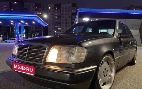 Mercedes-Benz E-Класс, 1994 год, 500 000 рублей, 7 фотография