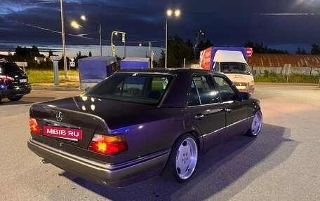 Mercedes-Benz E-Класс, 1994 год, 500 000 рублей, 5 фотография