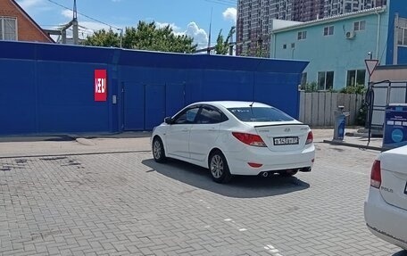 Hyundai Solaris II рестайлинг, 2013 год, 850 000 рублей, 13 фотография