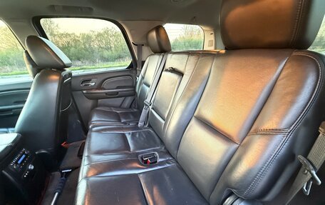 Cadillac Escalade III, 2007 год, 1 300 000 рублей, 15 фотография