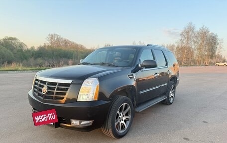Cadillac Escalade III, 2007 год, 1 300 000 рублей, 5 фотография