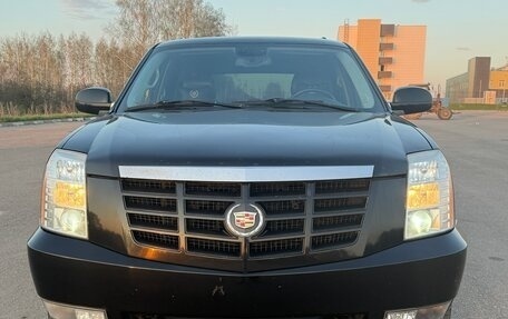 Cadillac Escalade III, 2007 год, 1 300 000 рублей, 10 фотография