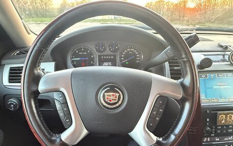 Cadillac Escalade III, 2007 год, 1 300 000 рублей, 18 фотография