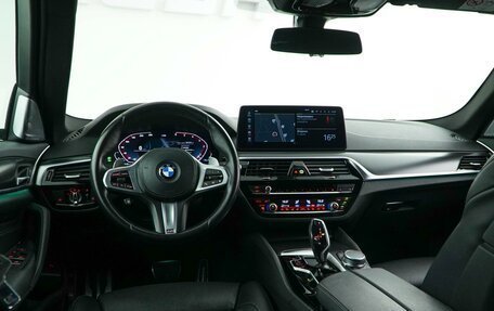 BMW 5 серия, 2020 год, 4 358 055 рублей, 8 фотография