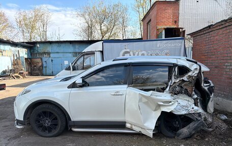 Toyota RAV4, 2017 год, 1 190 000 рублей, 2 фотография