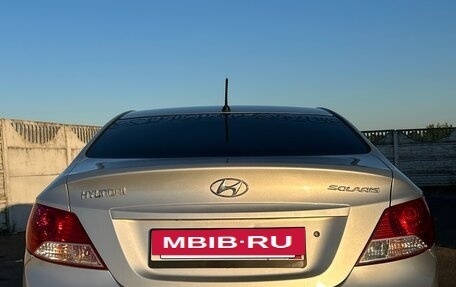 Hyundai Solaris II рестайлинг, 2011 год, 650 000 рублей, 4 фотография