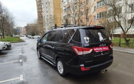 SsangYong Stavic, 2013 год, 800 000 рублей, 8 фотография