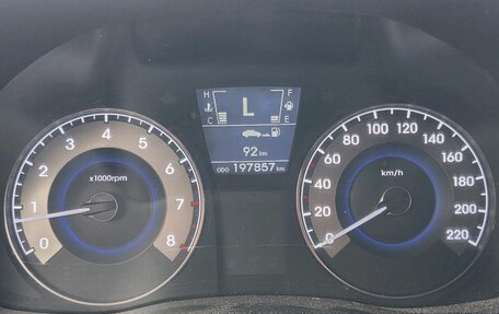 Hyundai Solaris II рестайлинг, 2011 год, 535 000 рублей, 8 фотография