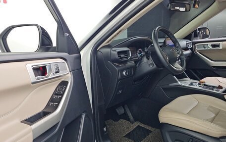 Ford Explorer VI, 2022 год, 6 240 000 рублей, 12 фотография