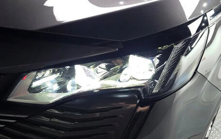 Peugeot 5008 II, 2022 год, 1 390 222 рублей, 3 фотография