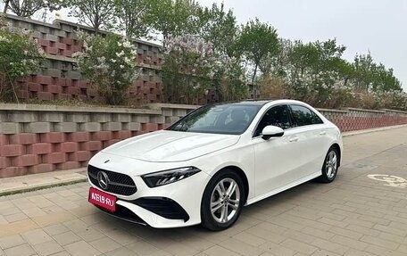 Mercedes-Benz A-Класс, 2023 год, 1 580 000 рублей, 1 фотография