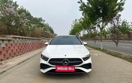 Mercedes-Benz A-Класс, 2023 год, 1 580 000 рублей, 2 фотография