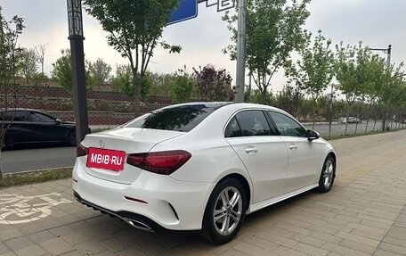 Mercedes-Benz A-Класс, 2023 год, 1 580 000 рублей, 4 фотография
